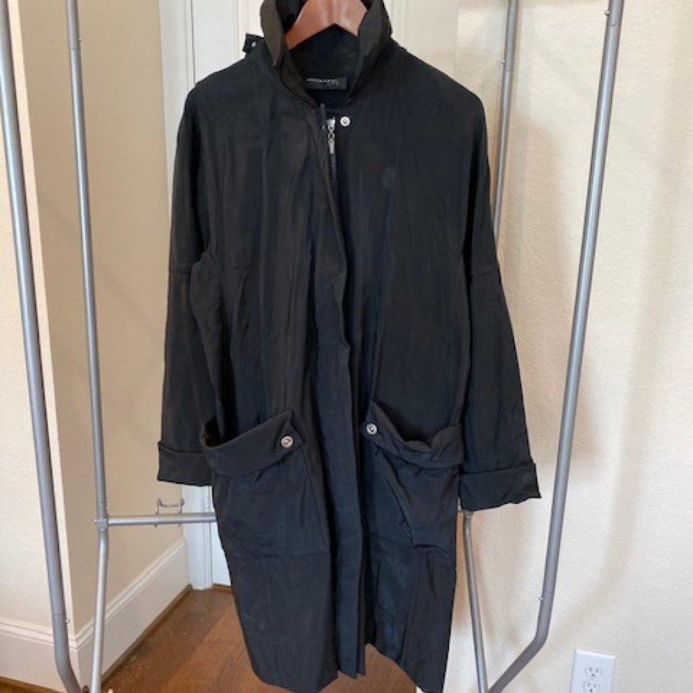 MYCRA PAC Life Water Resistant Wind Breaker